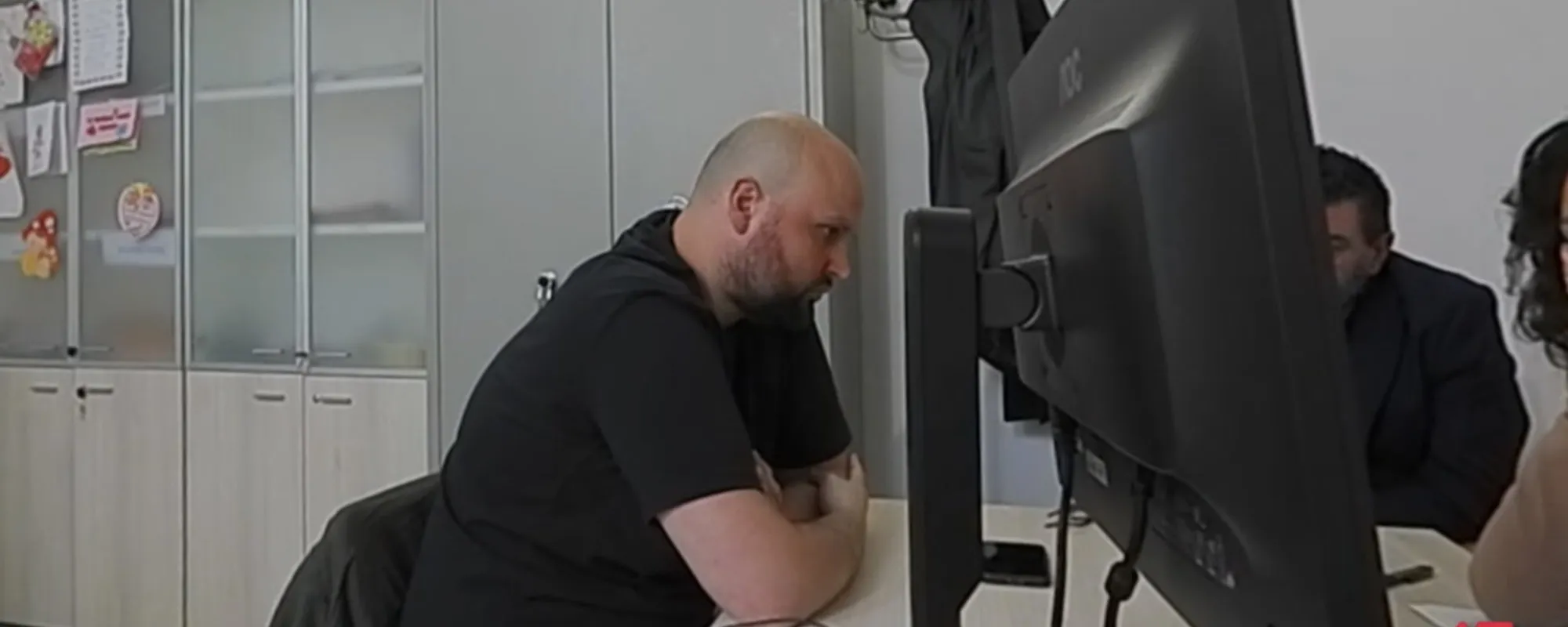 Marco Poggi, lo sguardo fisso davanti a sé: quel video che spiega molte cose