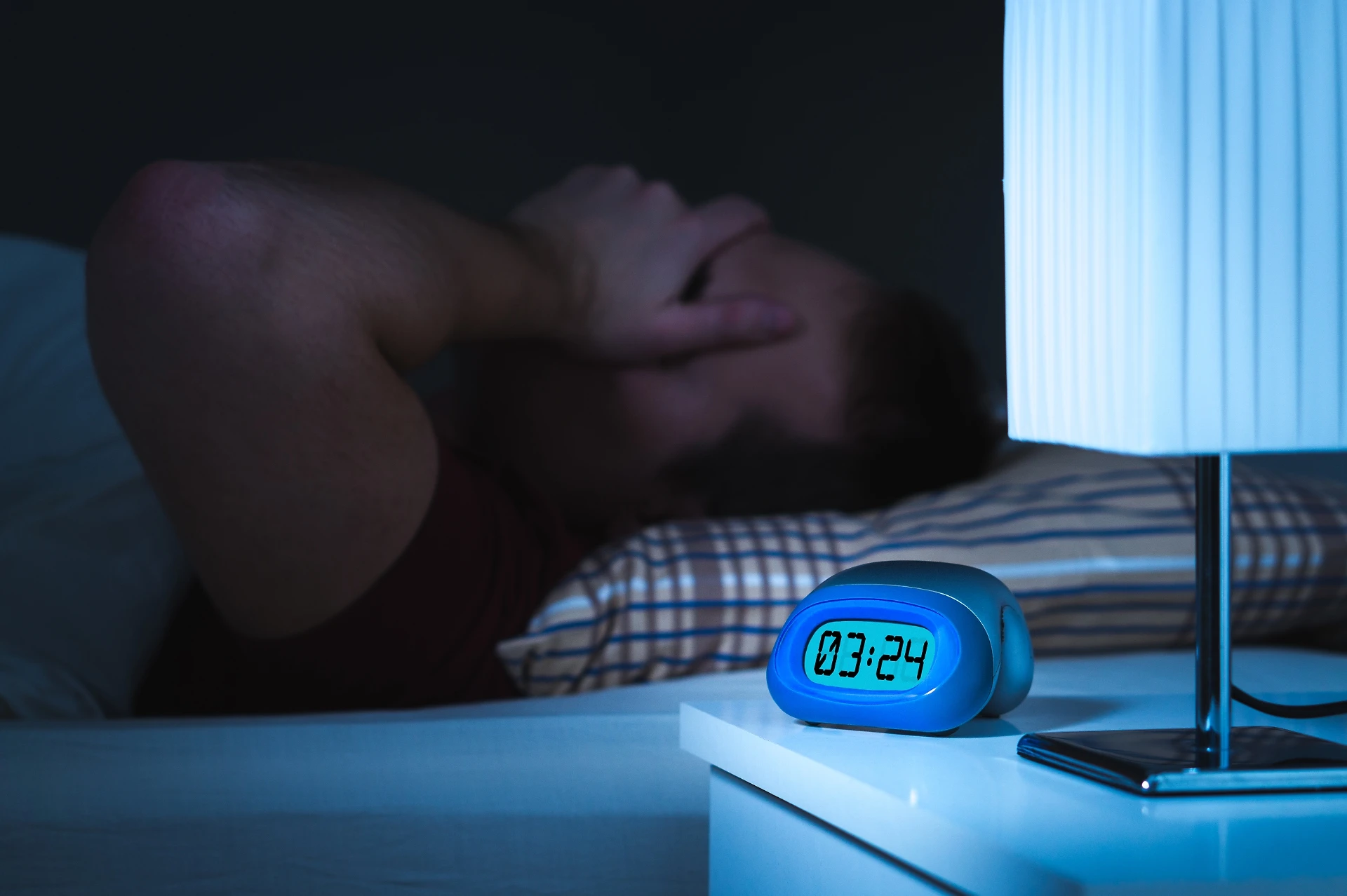 Insonnia e cattiva qualità del sonno, lo studio: le drammatiche conseguenze sul tuo cervello