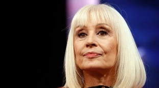 Raffaella Carrà, Madrid le dedica una piazza. I familiari: "L’Italia ha perso l'occasione di omaggiarla per prima"