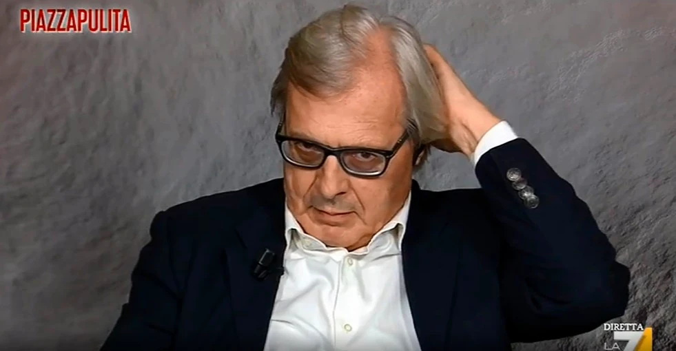 PiazzaPulita, Vittorio Sgarbi inchioda Corrado Formigli: "Il suocero di Conte è un evasore. Perché tu...?"