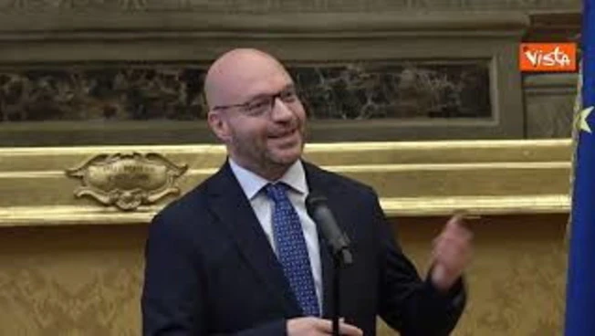 Leggi l'articolo: Fontana incontra gli Alfieri del Lavoro 2025: "Non smettete mai di imparare cose nuove"