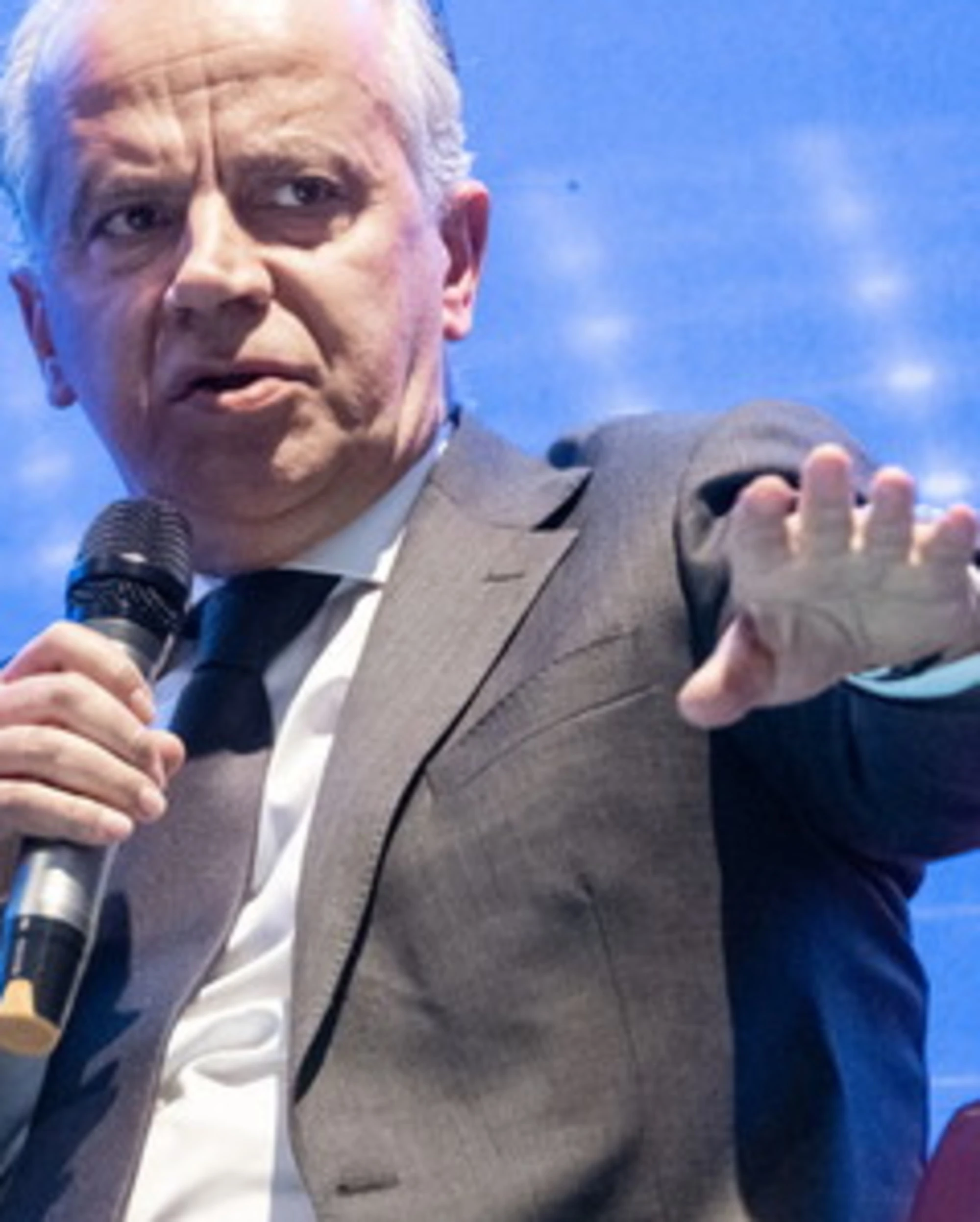 Piantedosi in Libia, la sinistra esulta: "Anti-italiani", stroncata da Rampelli