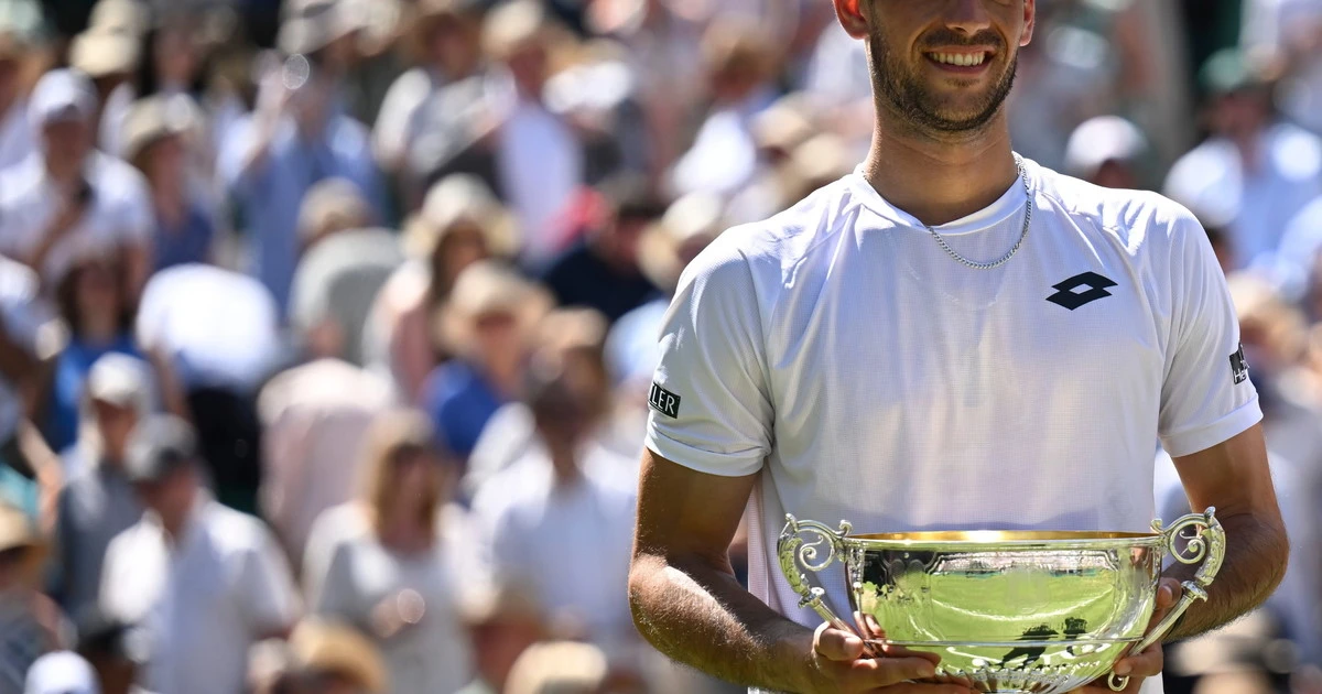 Julian Cash conquista il doppio maschile a Wimbledon 2025,  un trionfo per atleta  Lotto Sport