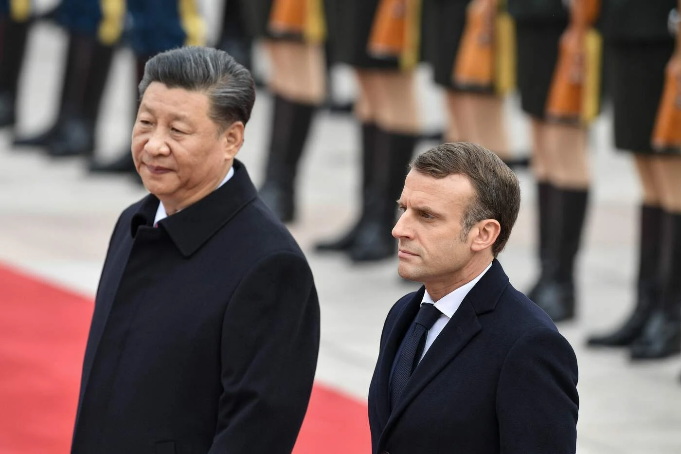 Emmanuel Macron, "la morte cerebrale della Nato". Le sue mani sull'Europa: gioco sporchissimo