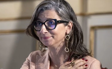 Francesca Albanese premiata dal Pd e la destra scende in piazza