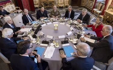 Consiglio supremo di difesa, i cellulari nelle "Faraday bag": ecco cosa sono