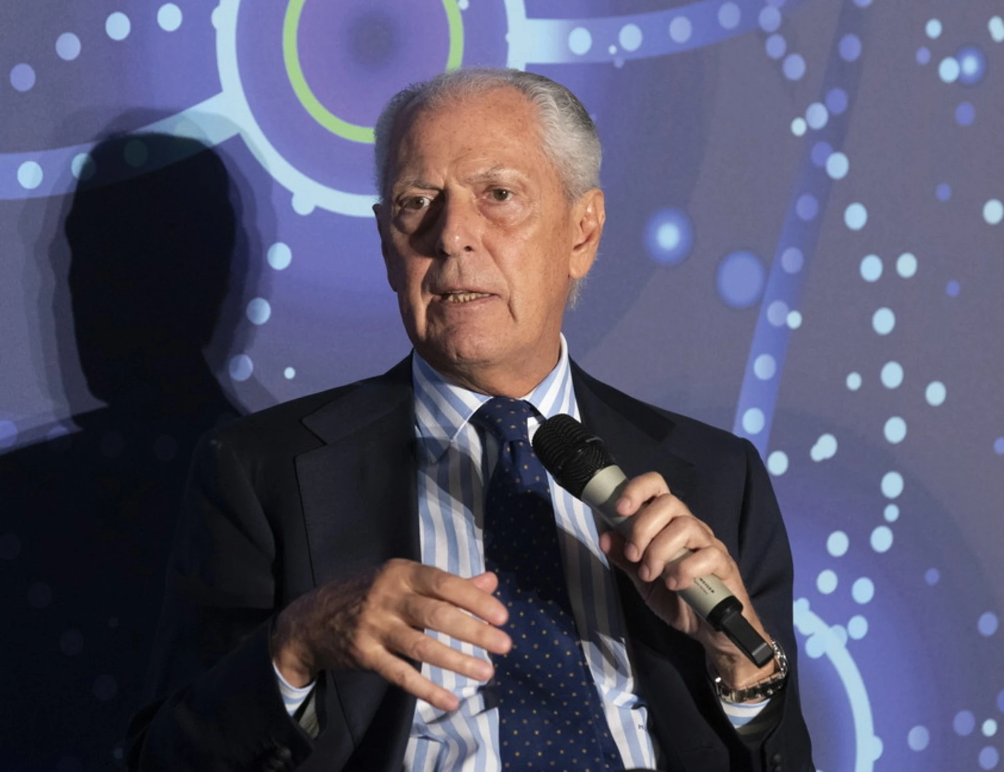 Se anche Tronchetti boccia la corsa all'elettrico