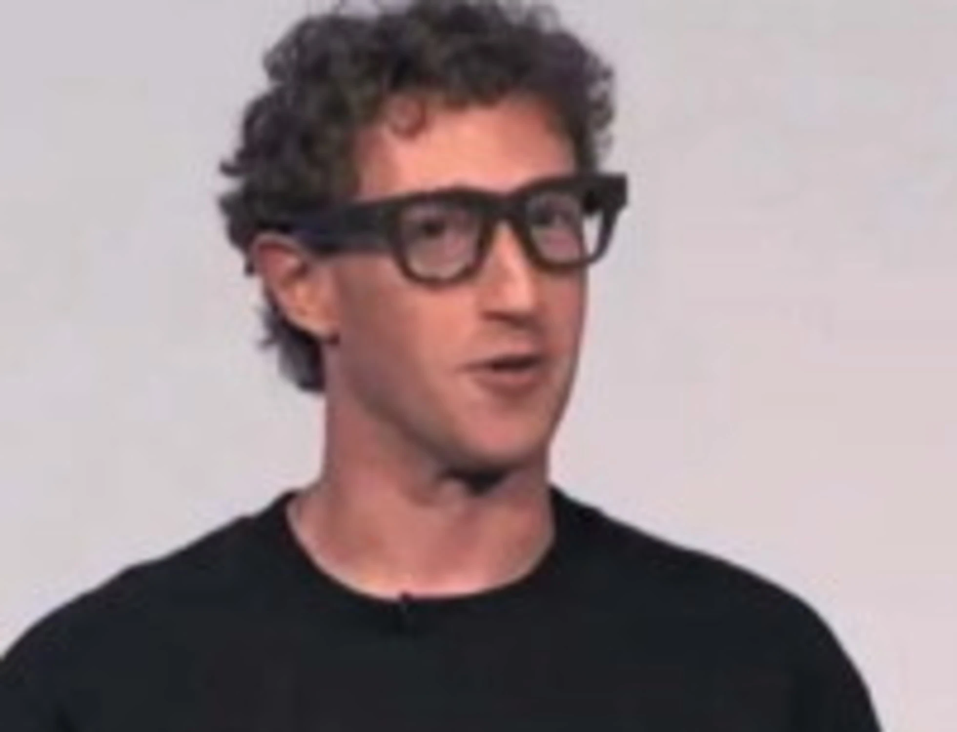 Mark Zuckerberg, la presentazione finisce in disgrazia: un flop storico