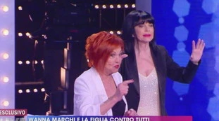 Wanna Marchi e Stefania Nobile, &quot;questo va ben oltre l&apos;insulto&quot;: chi denunciano