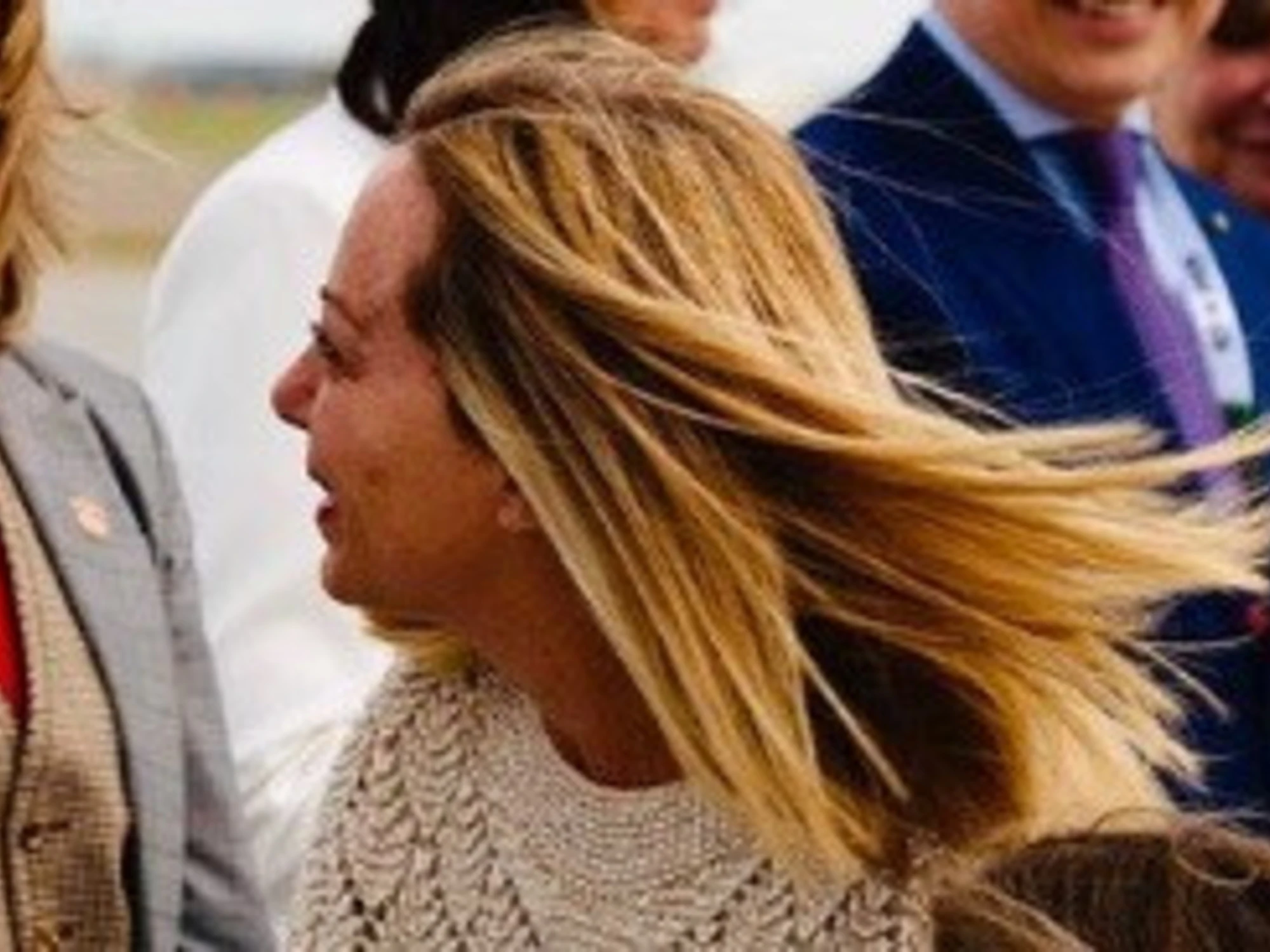 Giorgia Meloni, una foto e due parole: FdI fa impazzire la sinistra