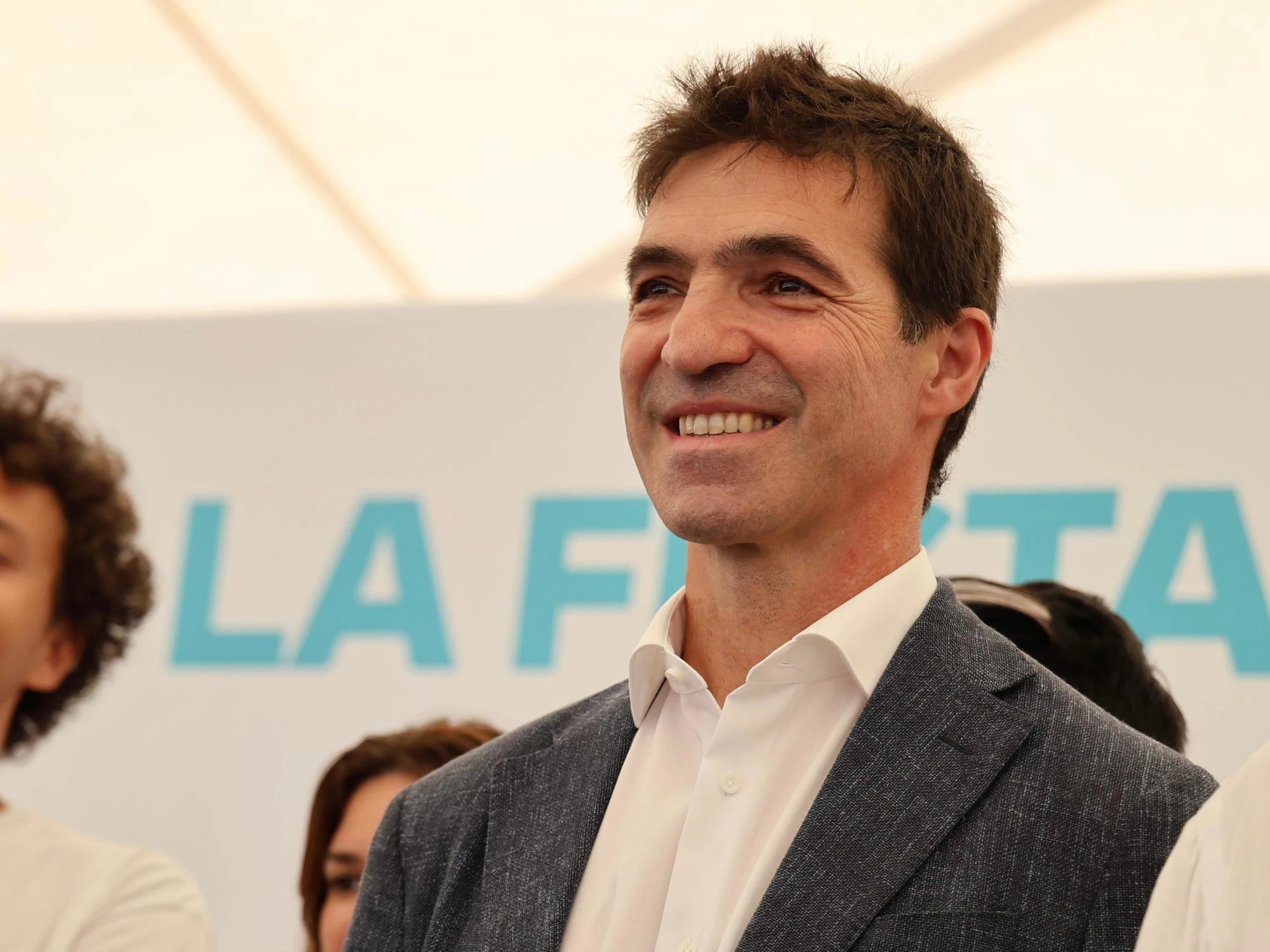 Regionali Marche: Acquaroli trionfa, disastro per Ricci