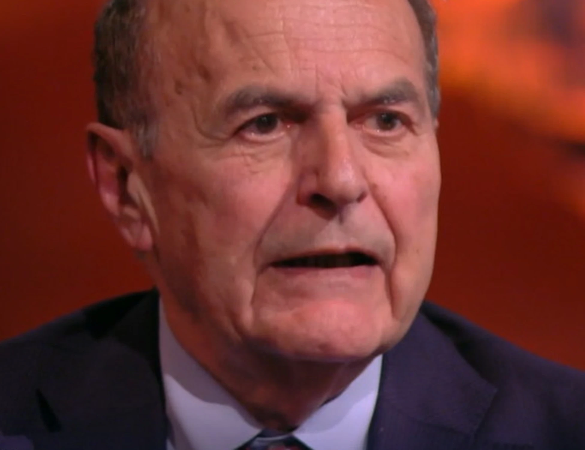 Bersani, "basta con lo sconfittismo". L'ultimo delirio a sinistra
