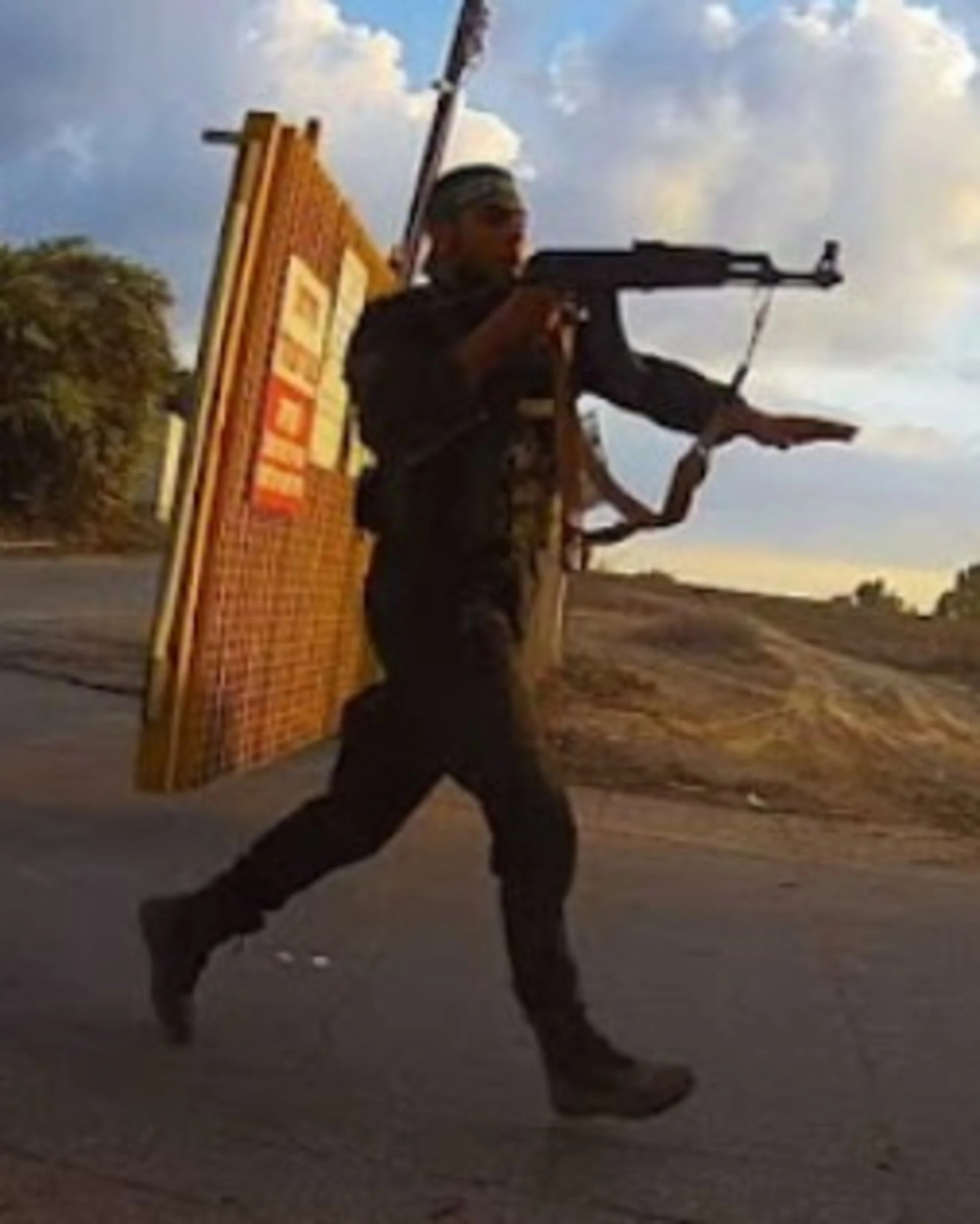 Chi fa il gioco dei nemici della libertà