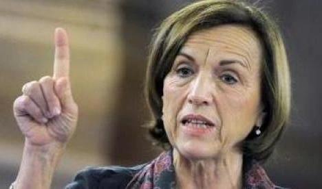 La maestrina Fornero cede: 'sul lavoro pronta a modifiche'