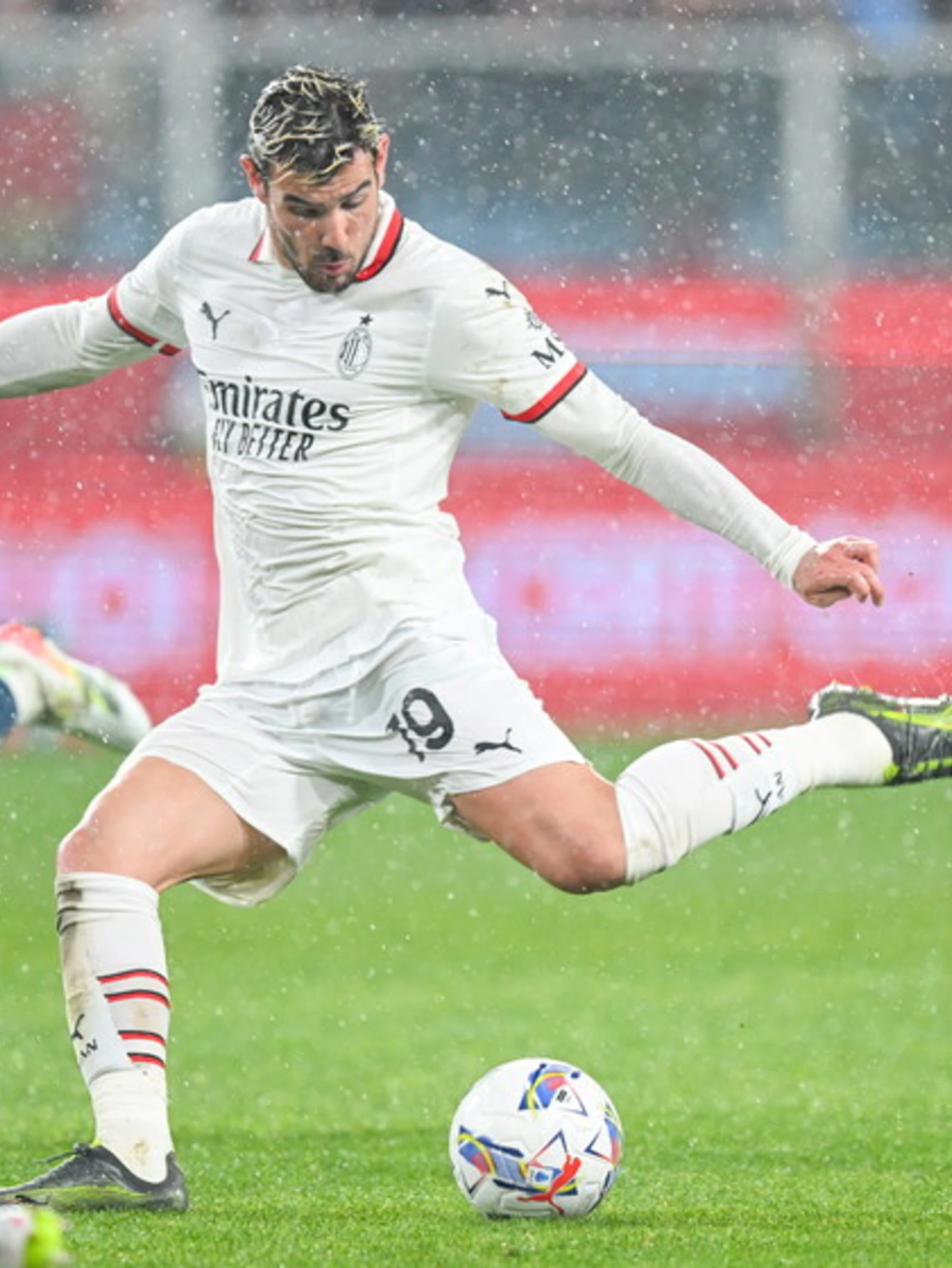 Serie A, Genoa-Milan 1-2: terza vittoria consecutiva per i rossoneri