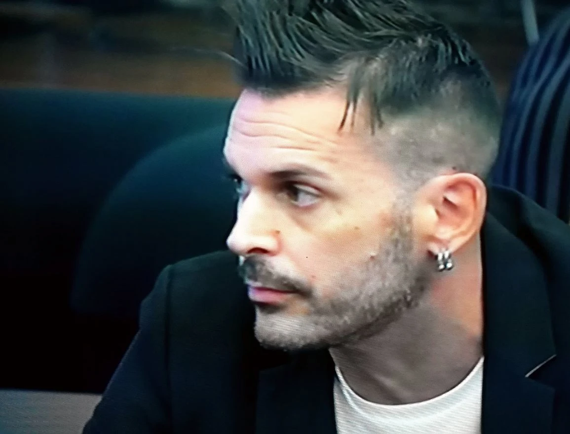 Grande Fratello Vip, Lisa Fusco nomina Enrico Silvestrin: &quot;Omofobo&quot;. &quot;Ricc***one&quot;, primo scandalo a Mediaset