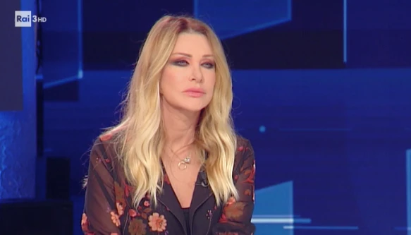 Cartabianca, Paola Ferrari si schiera con Giorgia Meloni: "Lei è coerente, Matteo Salvini mi ha ferita"