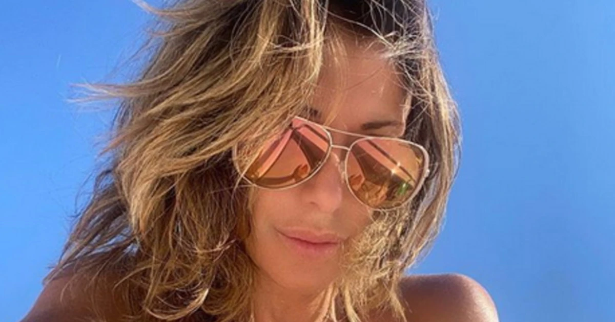 Sabrina Salerno sfida le leggi della natura: la "miracolosa" foto del seno in primo piano, scatto pazzesco