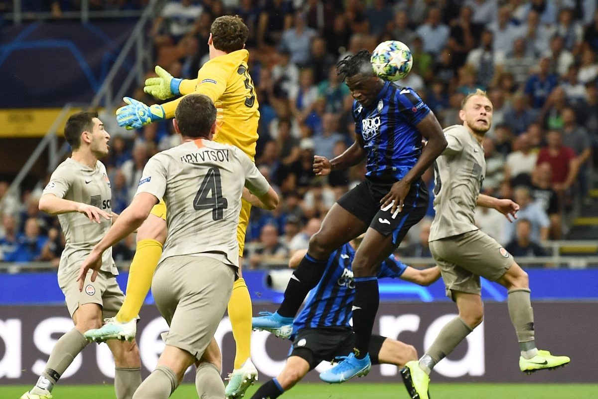 A MILANO ATALANTA-SHAKHTAR DONETSK 1-2, NERAZZURRI BEFFATI AL 95°