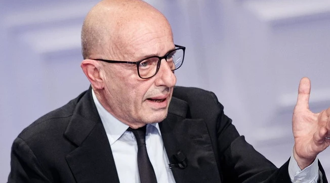 Sallusti, il gioco sporco della sinistra: ministro? Dimettiti subito
