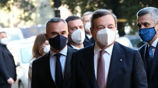 Mario Draghi, retroscena sul vertice per scegliere i nomi dei sottosegretari: "Mettiamolo a verbale"