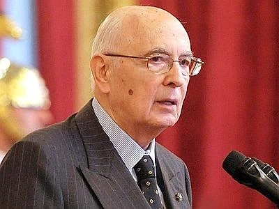 Napolitano: crisi sarebbe fatale Sentenze definitive si applicano