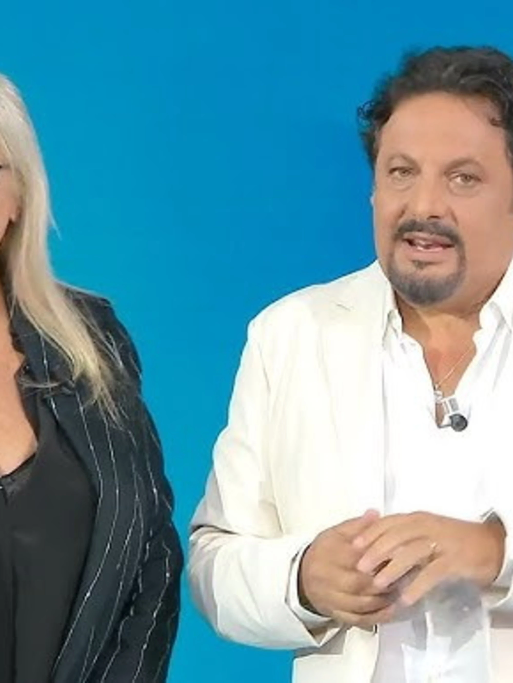 Domenica In, Enrico Brignano fa impazzire la sinistra: "Sai, le pastarelle..."
