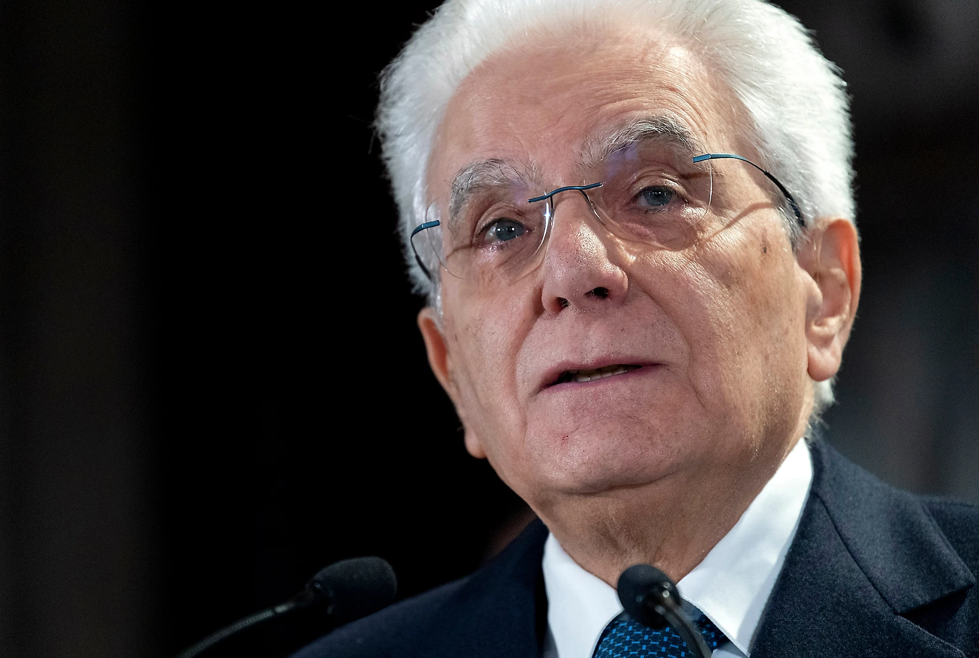 Sergio Mattarella, il terrore del Quirinale sulla guerra contro la Francia: cosa rischia l'Italia