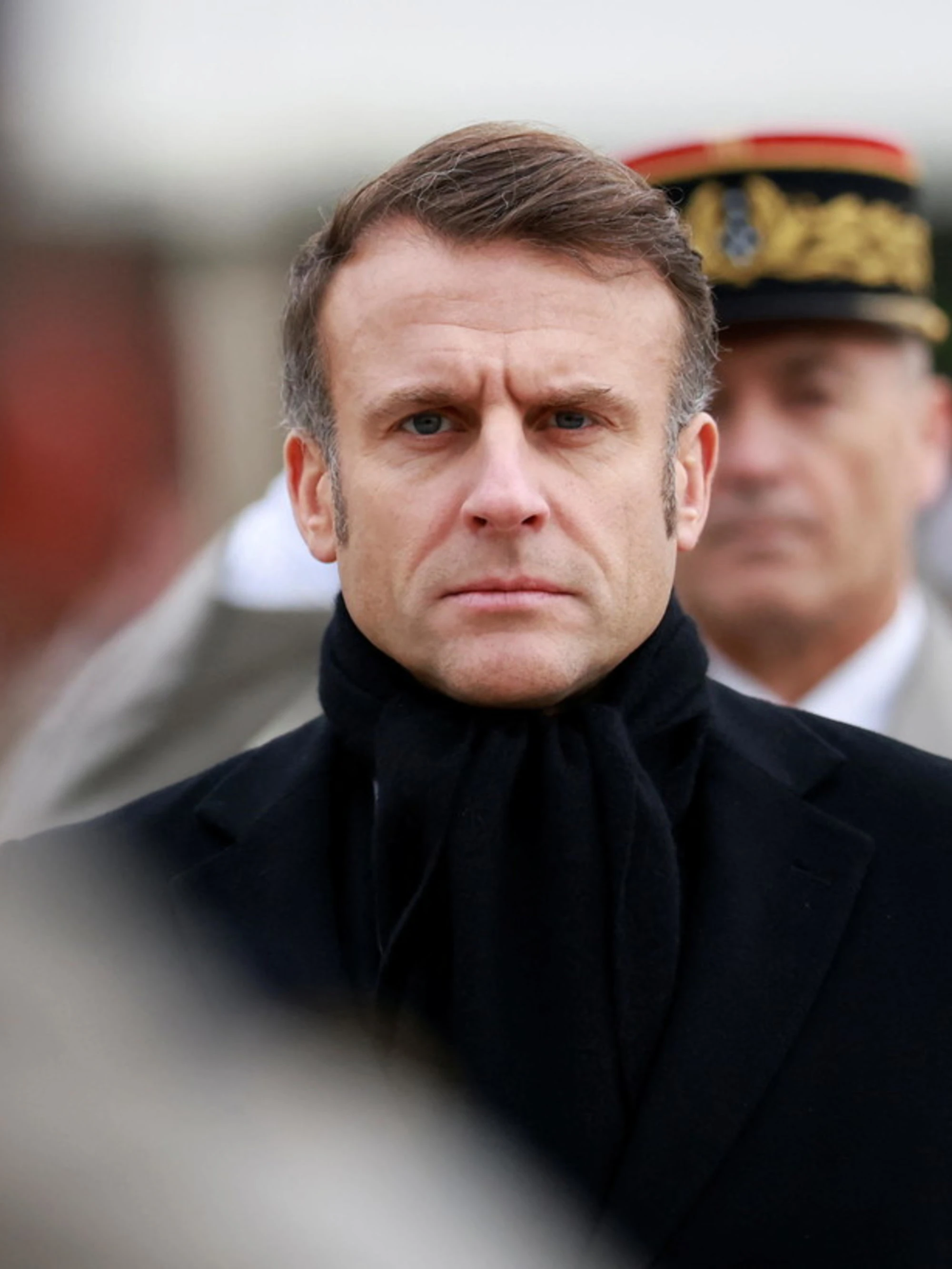 La furbata di Macron: si vota entro l'autunno
