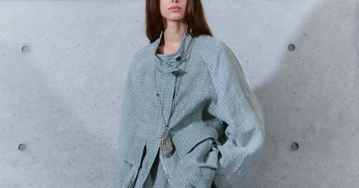 Emporio Armani, il futuro ha il sapore del sale