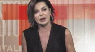 Alba Parietti, "pensieri peccaminosi": "Ho desiderato Padre Georg, cos'è successo quando me lo sono trovato davanti". Grosso imbarazzo