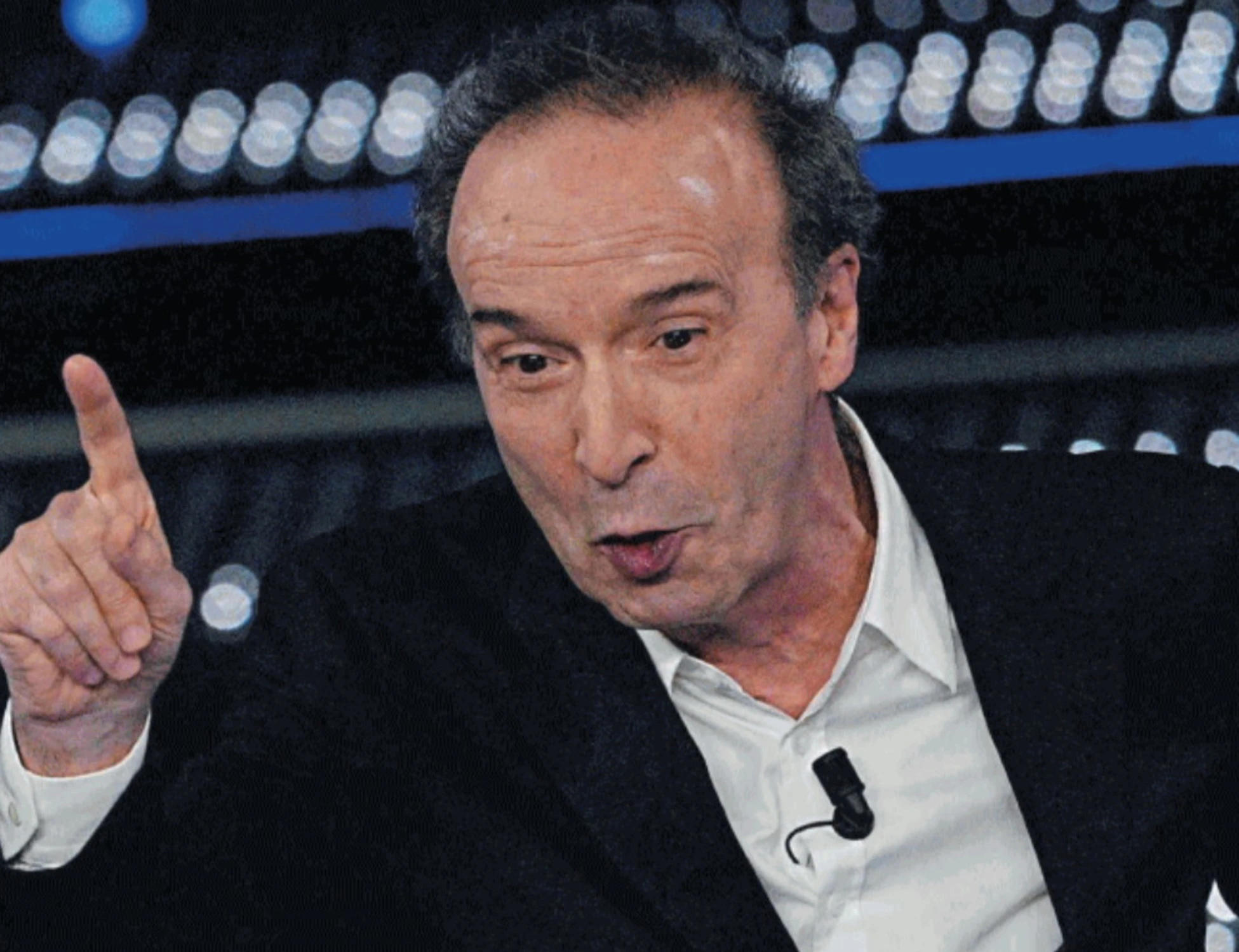 Speciale Benigni, Gomez e Brumotti: i palinsesti Rai smentiscono gli strilli rossi su TeleMeloni