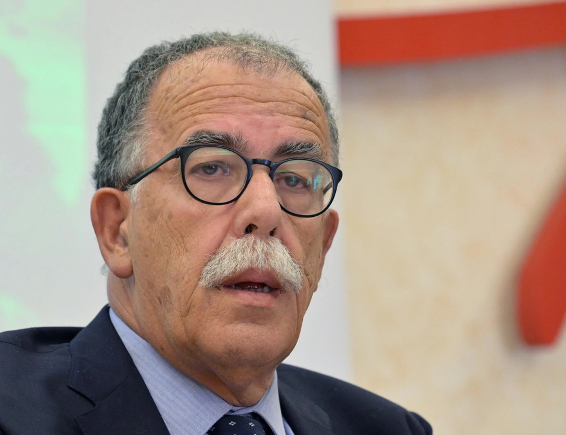 Iran, Sandro Ruotolo senza vergogna: "Italia non si allinei agli Usa"