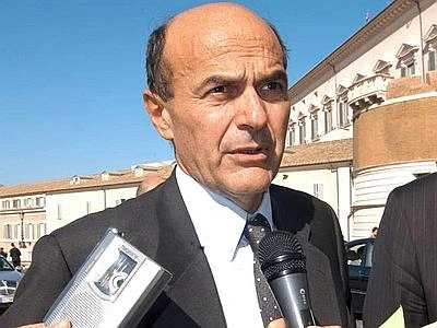 Bersani: "Grillo non ha monopolio cambiamento. Proposta a tutti"