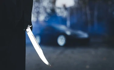 Rimini, armato di coltello rapina una turista: arrestato 22enne egiziano