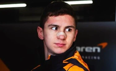 McLaren, l'ora di Leonardo Fornaroli: tsunami-azzurro in Formula 1