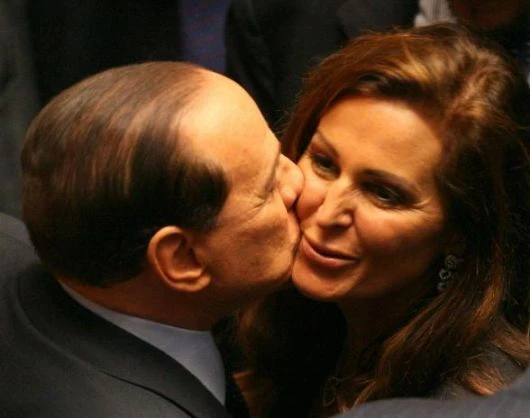 Berlusconi, compleanno in famiglia. Figli, nipoti e Francesca