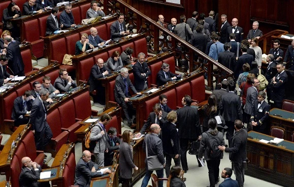 I grillini: "siamo tutti illegittimi"Boldrini: No, la Camera può funzionare