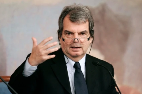 Brunetta e il complotto contro Berlusconi