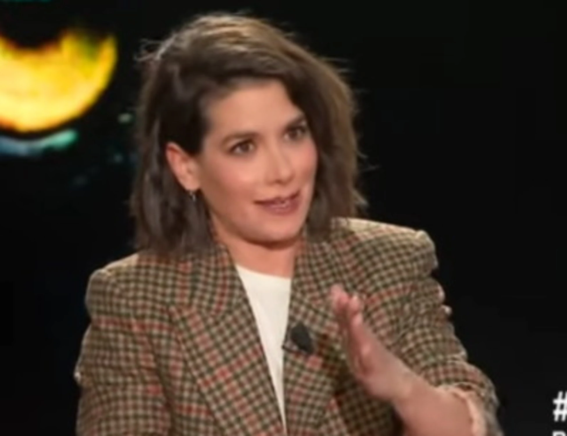 Belve, Giulia Michelini sconvolge la Fagnani: "Quando rutto"