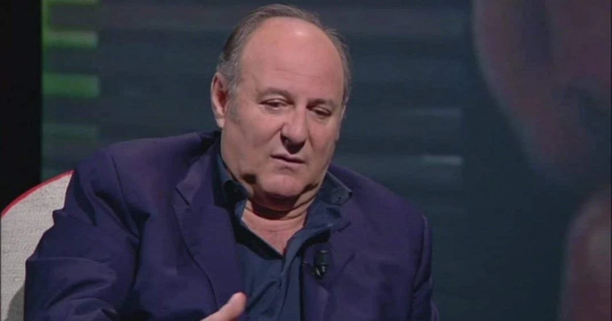 Gerry Scotti su Striscia la notizia ai tempi del coronavirus : "Ora è impressionante condurre"