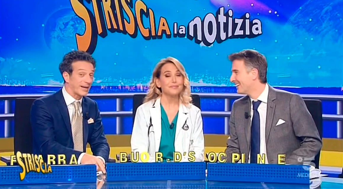 Striscia la Notizia, agguato a Barbara D&apos;Urso: va in studio, la accolgono con questo filmato