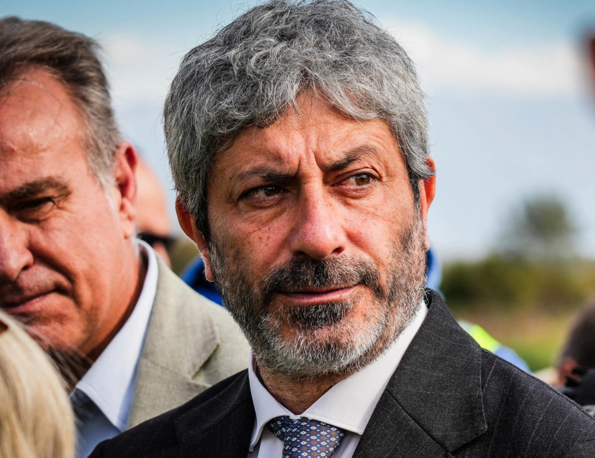 Roberto Fico, bomba sul candidato: "Gozzo di lusso ormeggiato abusivamente?"