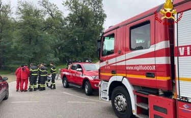 Chieti, due vigili del fuoco scivolano in un crepaccio e muiono