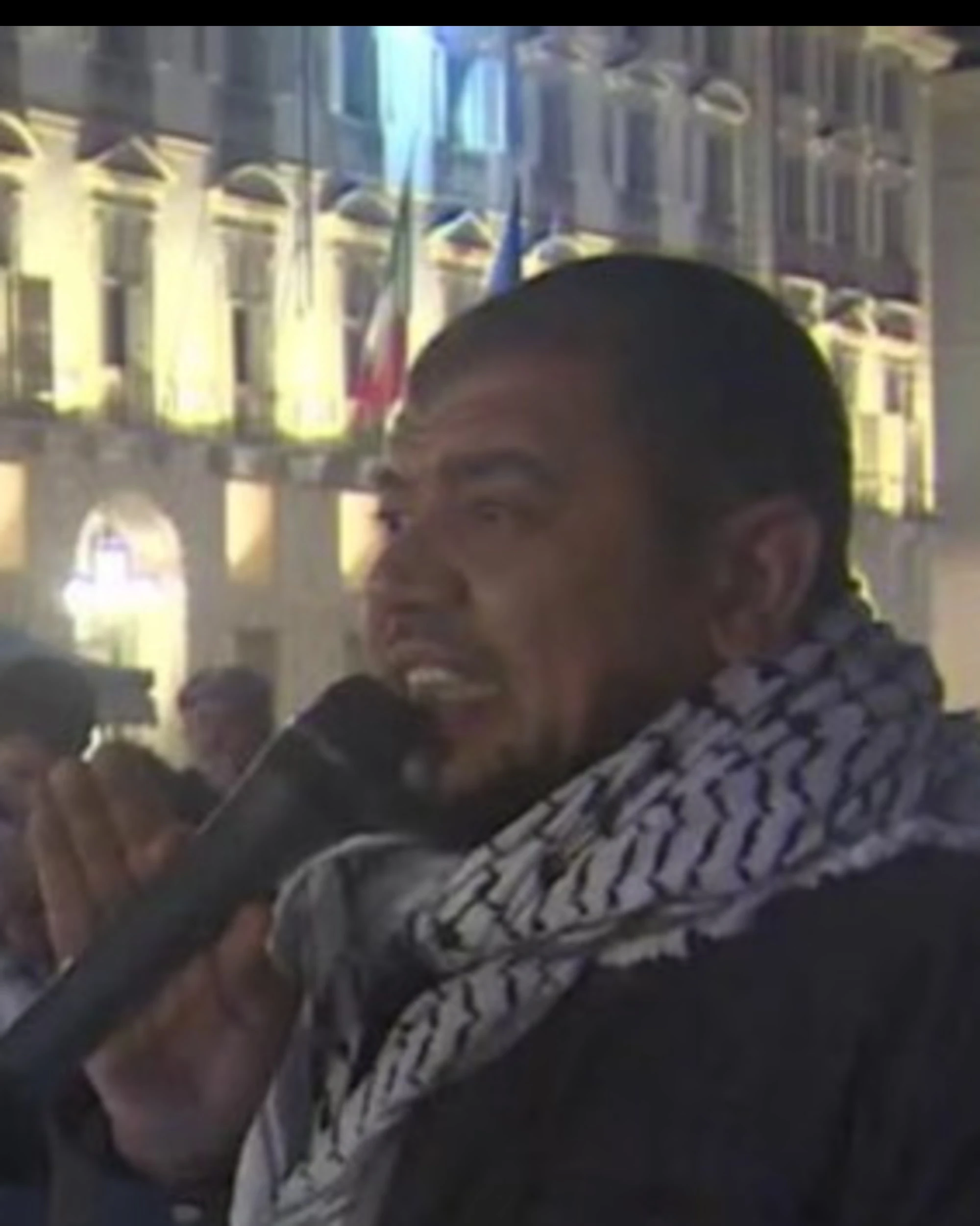 Le porte spalancate a chi predica l'odio