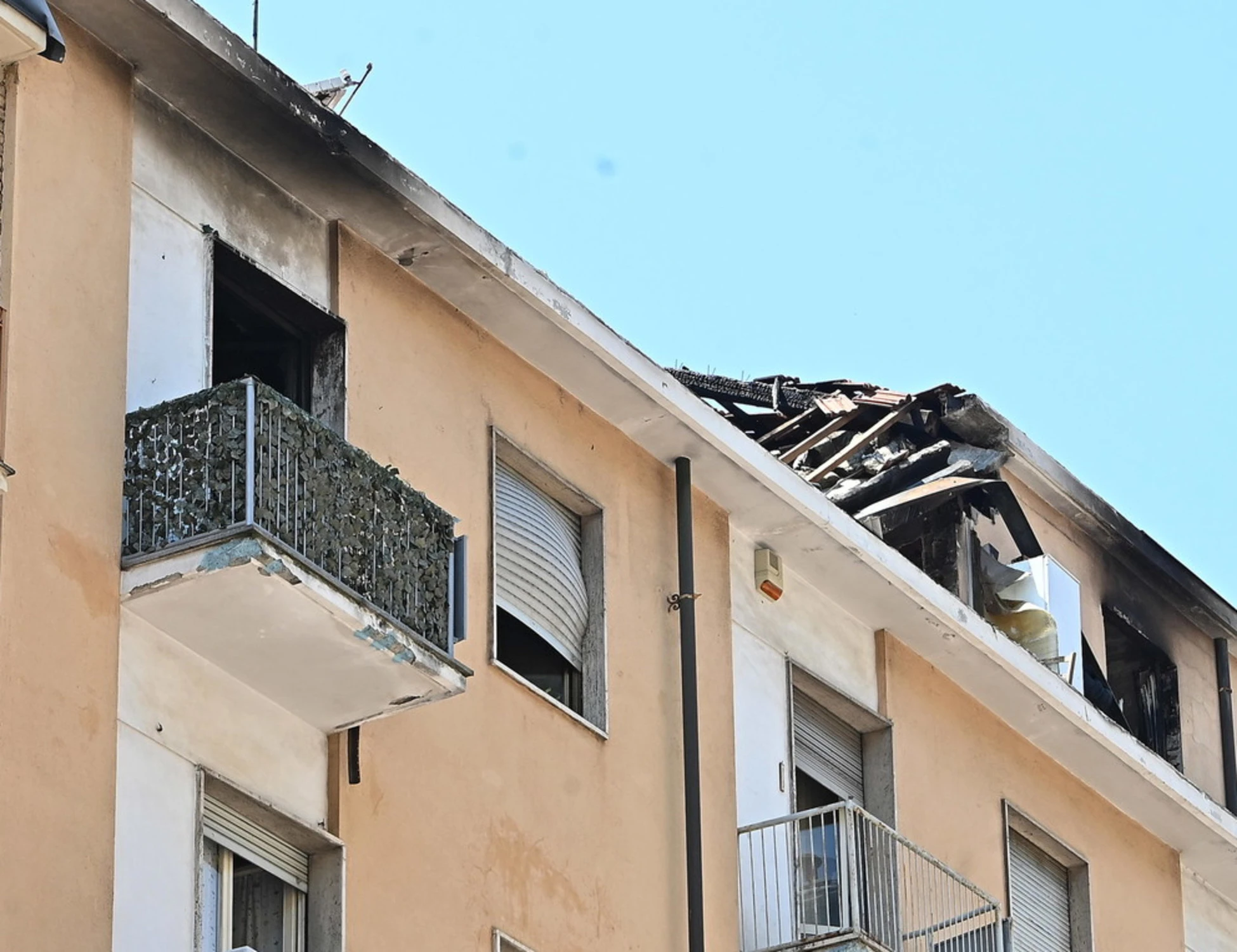 &quot;Vendetta&quot;. La svolta choc sulla palazzina esplosa: chi &egrave; in arresto