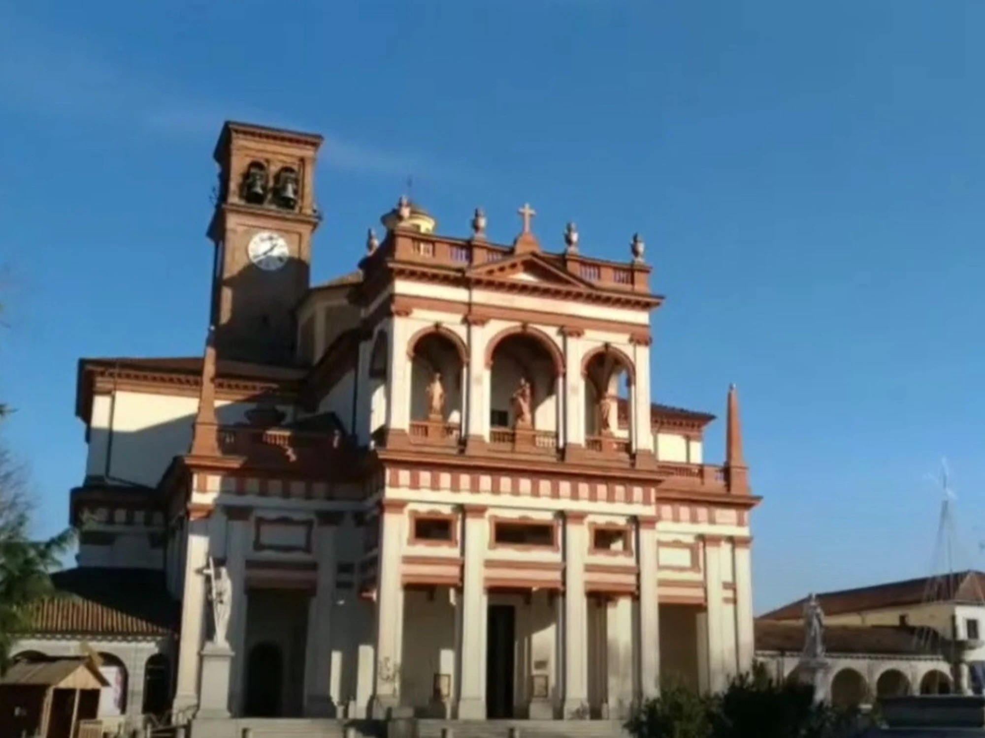 Garlasco, choc al santuario: "Minacciato insieme a mia moglie"