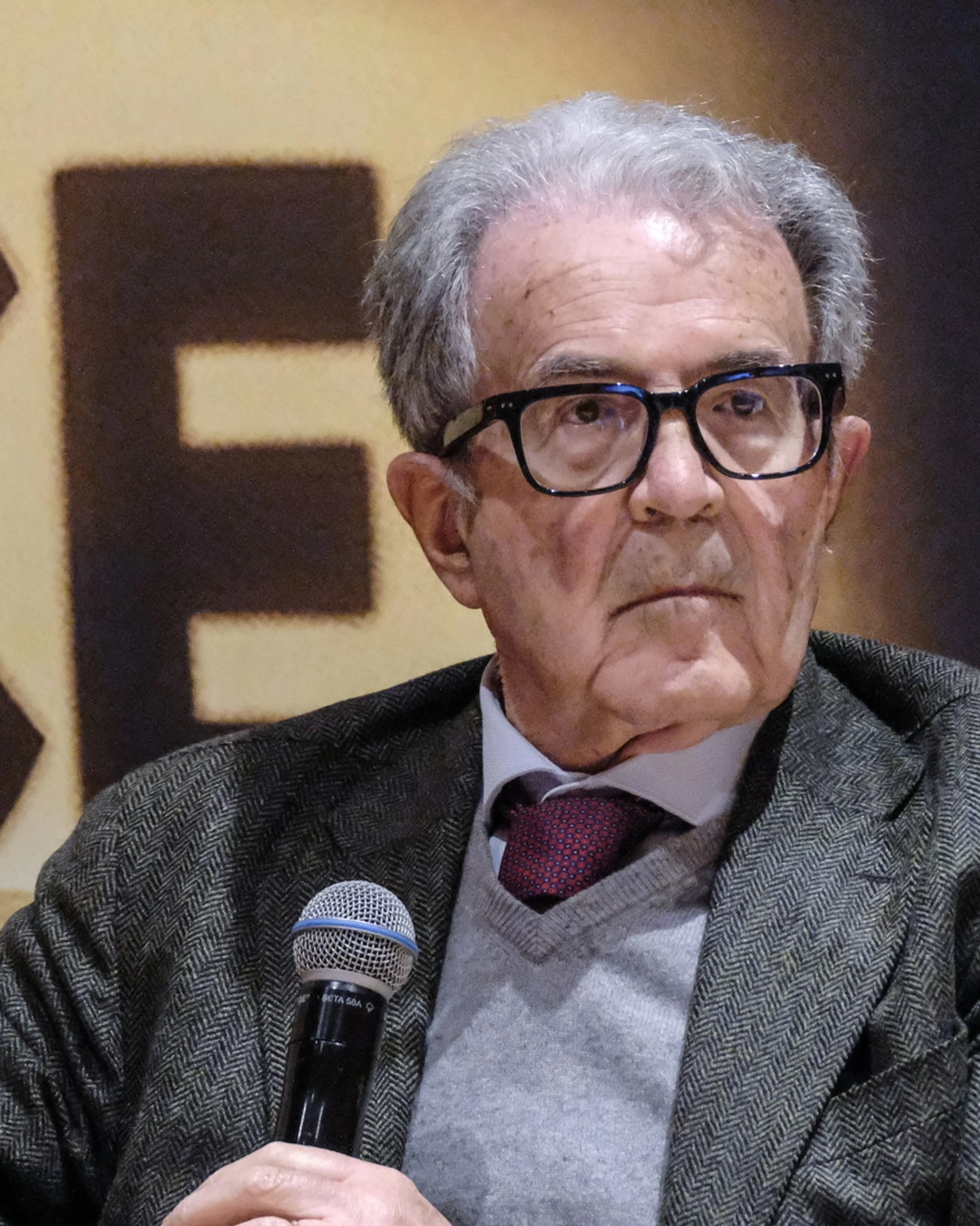 Prodi, Giletti mostra le altre sfuriate: "Str***" al barista e buffetto al giornalista