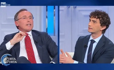 Galeazzo Bignami spiana Boccia a Porta a Porta: "Qual è l'articolo? Non rispondi"