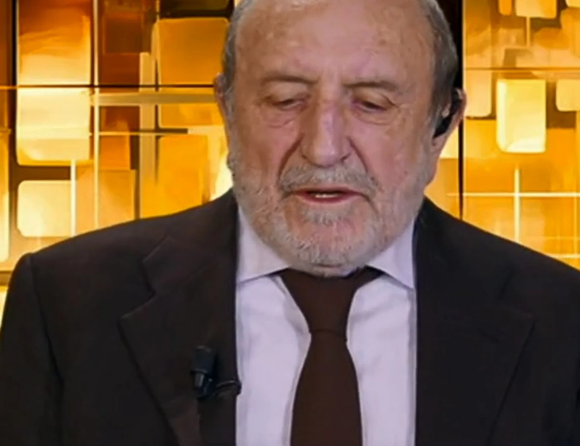 Galimberti, nuova sparata contro Meloni: "Segno di debolezza"